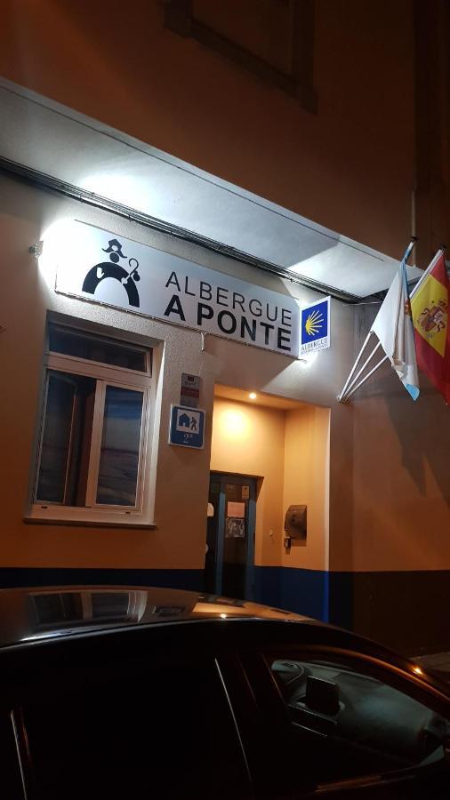 Albergue A Ponte Рибадео Екстериор снимка